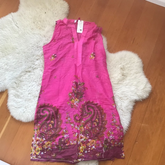 Sleeveless pink Thai Kurti top - Picture 2 of 6